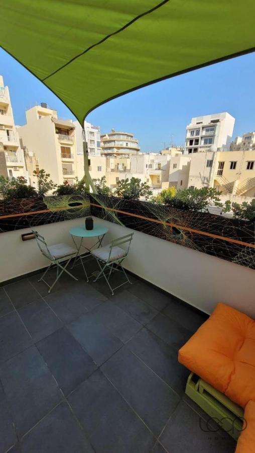 Modern - 50 M From Sea - Free Wi-Fi - Super Cool - Terrace - Fully Air-Conditioned San Pawl il-Baħar Kültér fotó